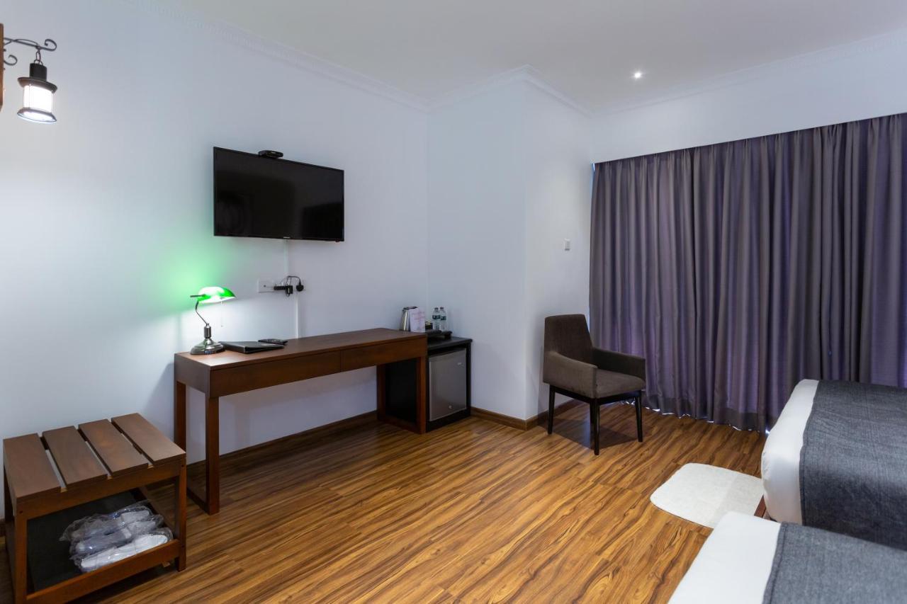 Hotel Grand Turf Nuwara Eliya Extérieur photo